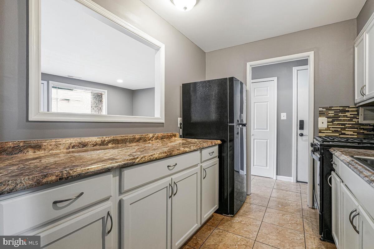 561 Wilson Bridge Dr #b1 Property Photo 13