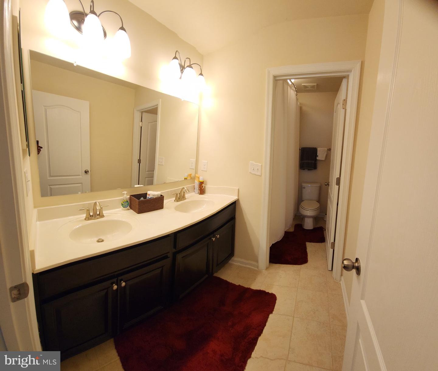 2810 Winterbourne Dr Property Photo 15