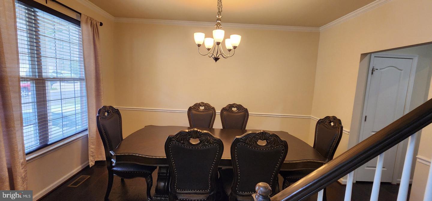 2810 Winterbourne Dr Property Photo 27