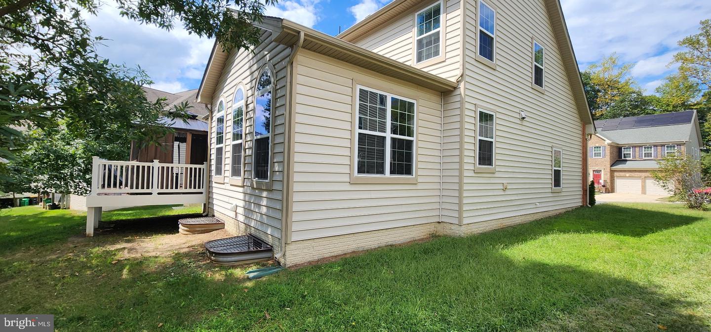 2810 Winterbourne Dr Property Photo 31