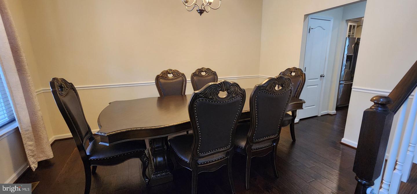 2810 Winterbourne Dr Property Photo 35