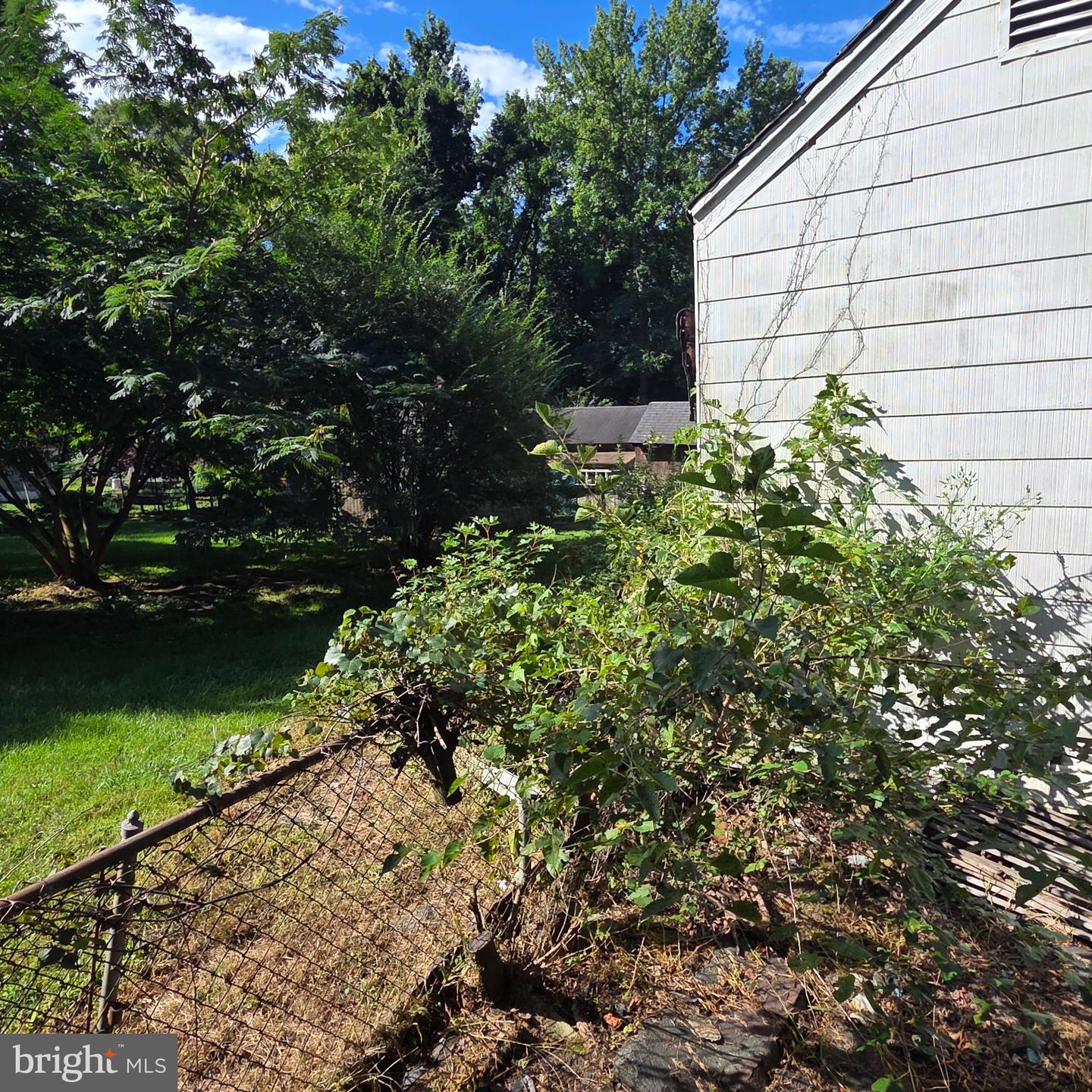 12817 9th St Property Photo 5