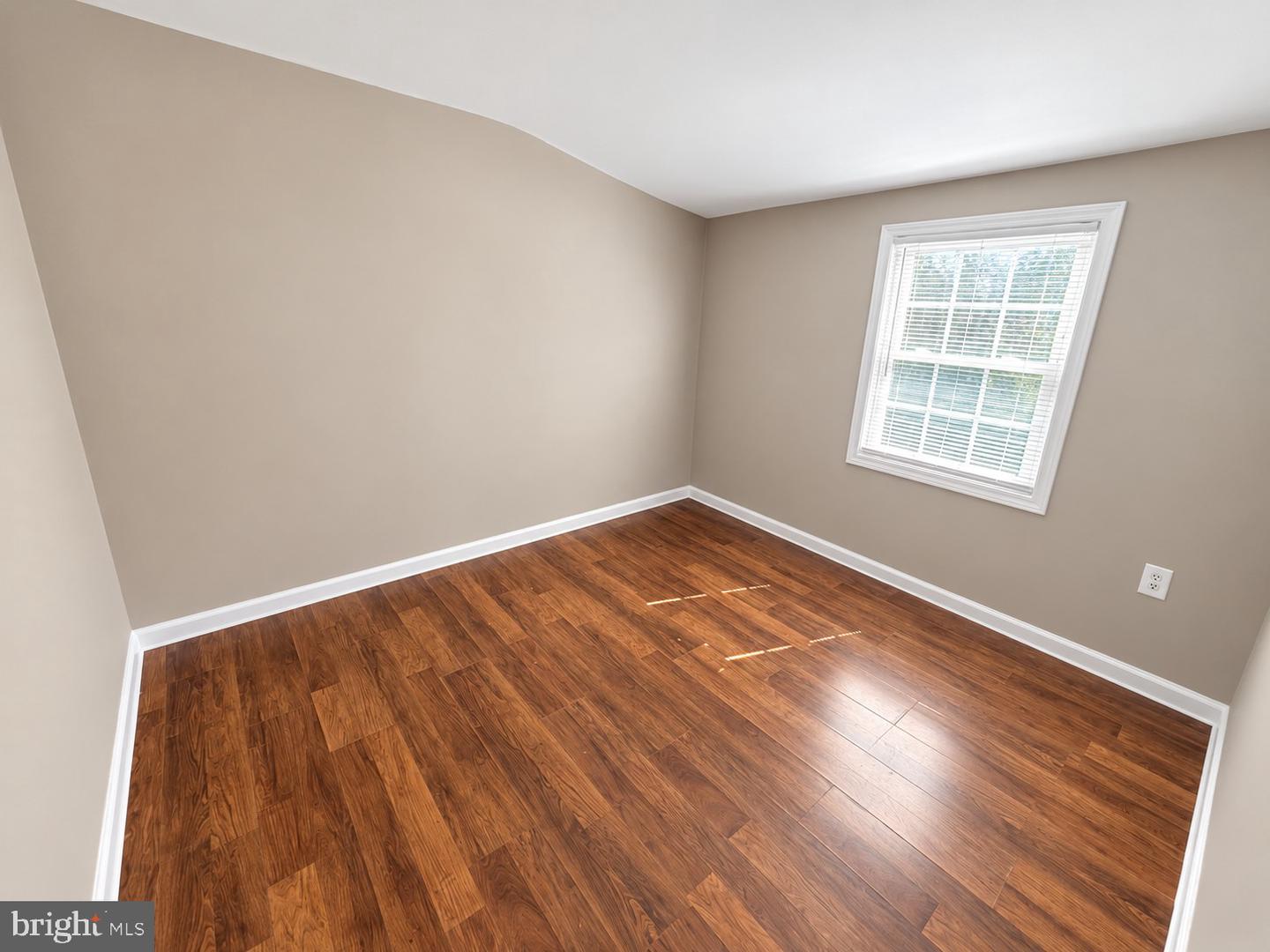 2013 Van Buren St Property Photo 12