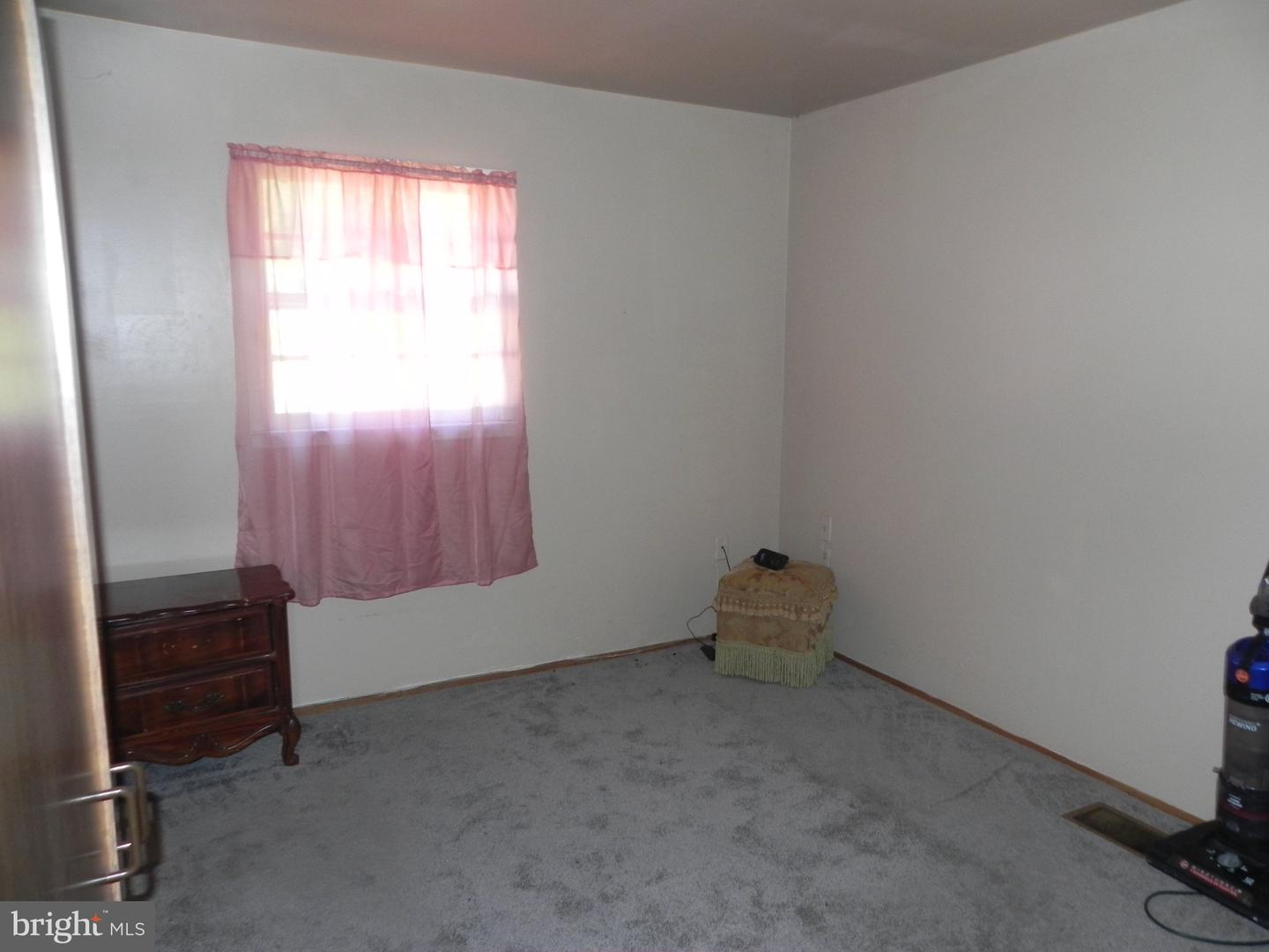 3612 Eyre Dr S Property Photo 17