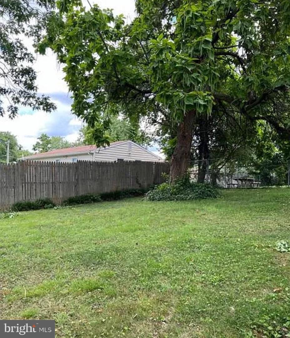 425-. CLOVIS AVE Property Photo 1