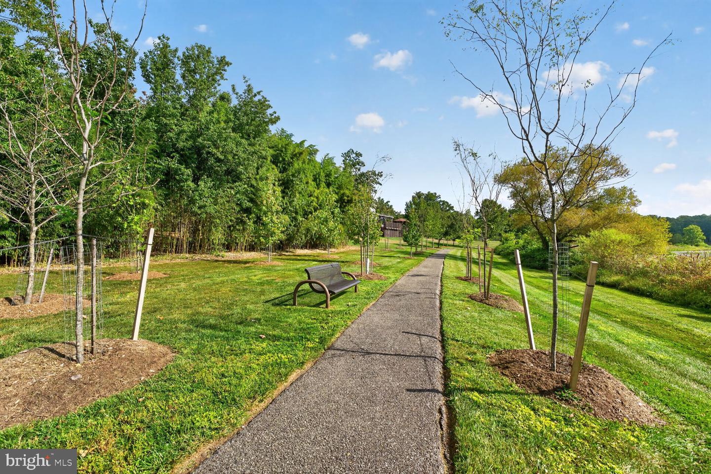 7407 Lake Glen Property Photo 34