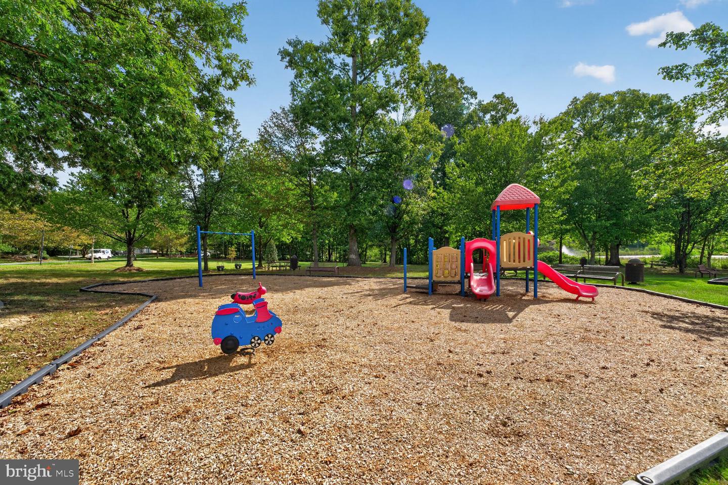 7407 Lake Glen Property Photo 37