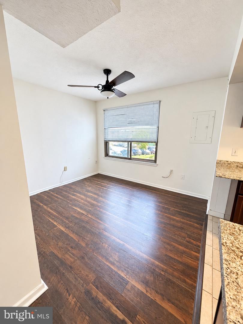 7929 Mandan Rd #637 Property Photo 6