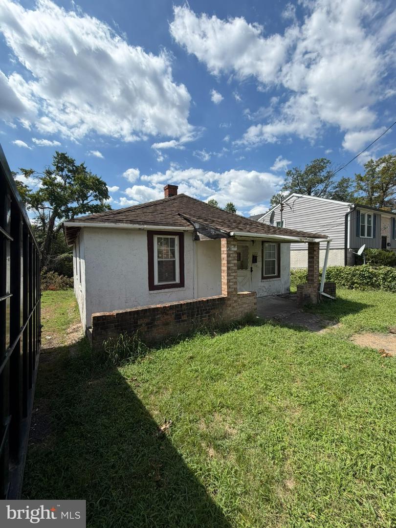 1312 ELI PL Property Photo 1