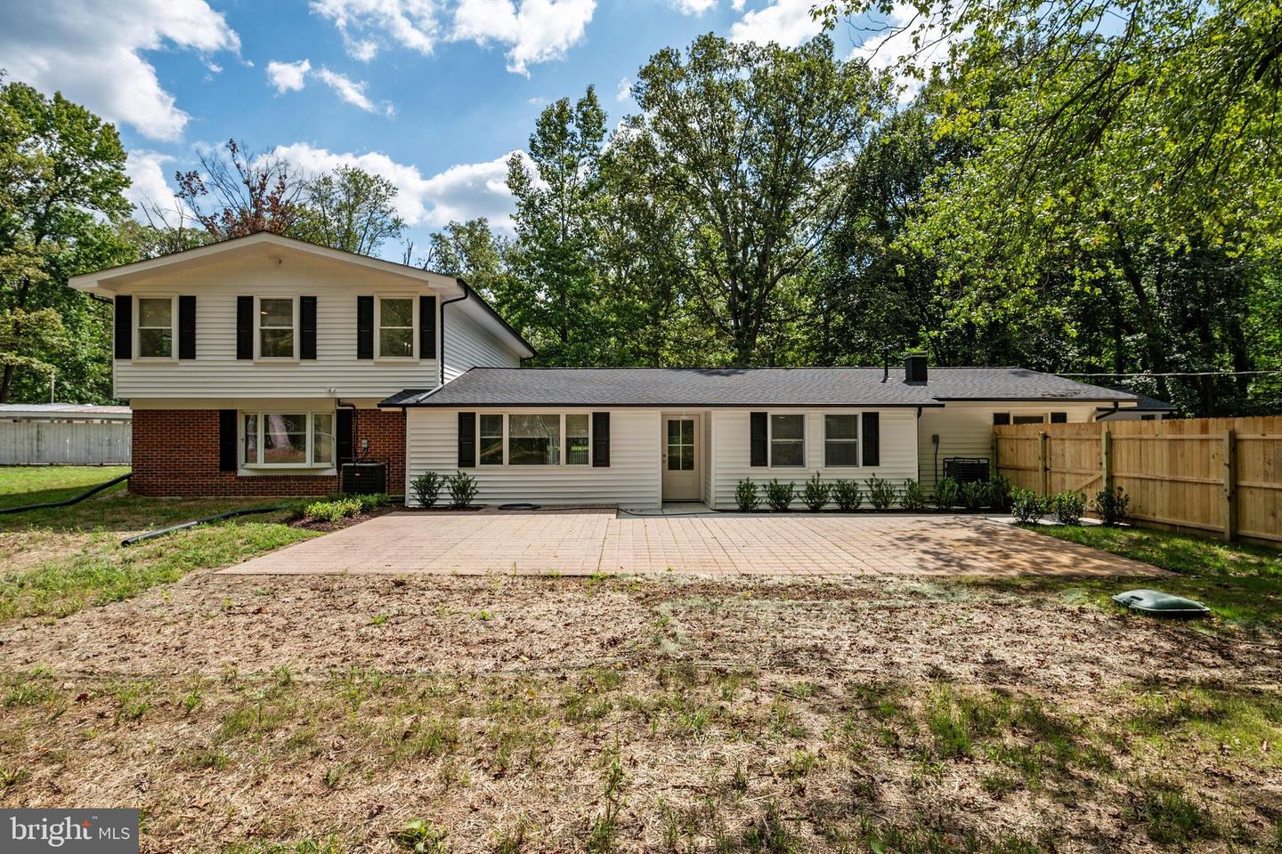17705 Queen Anne Rd Property Photo 5