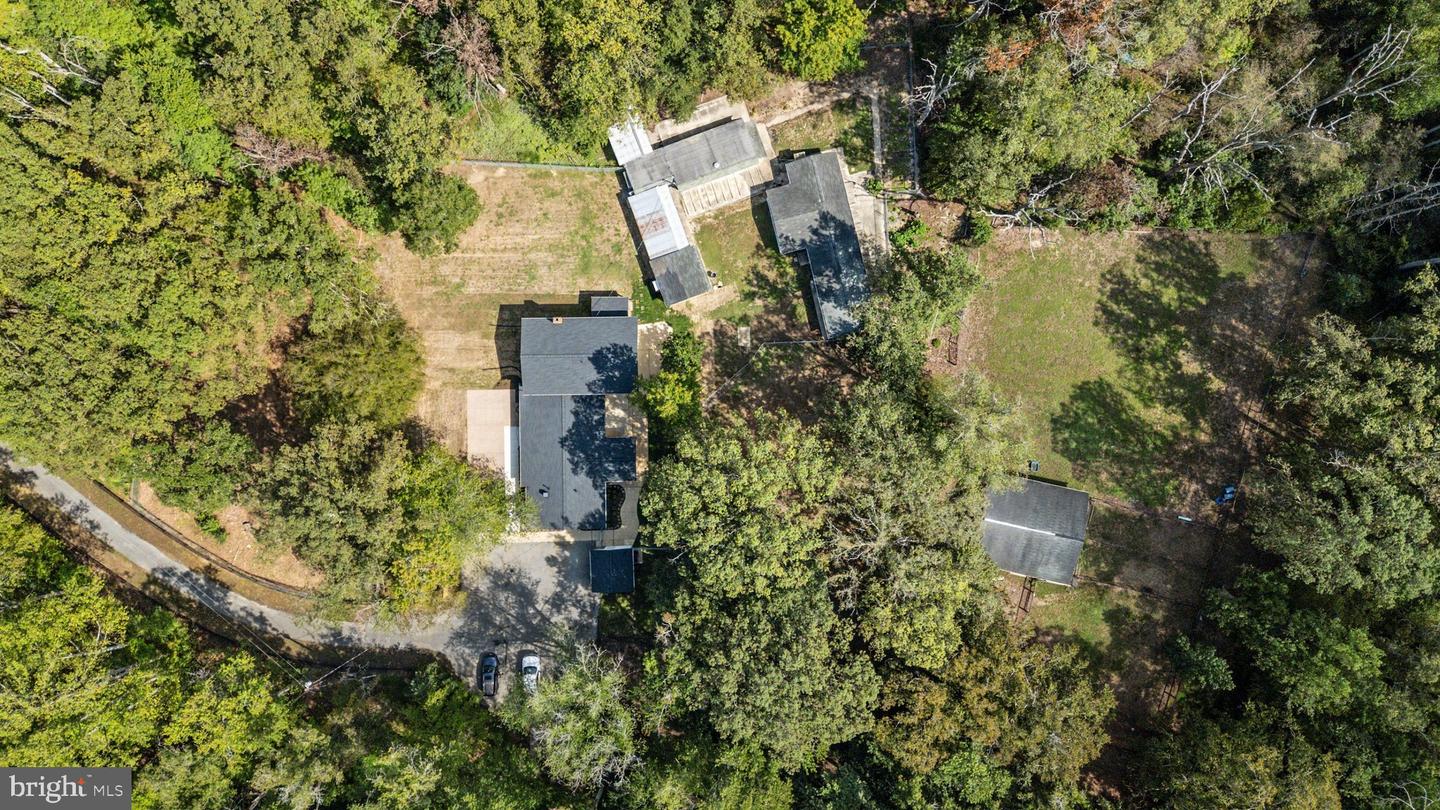 17705 Queen Anne Rd Property Photo 8