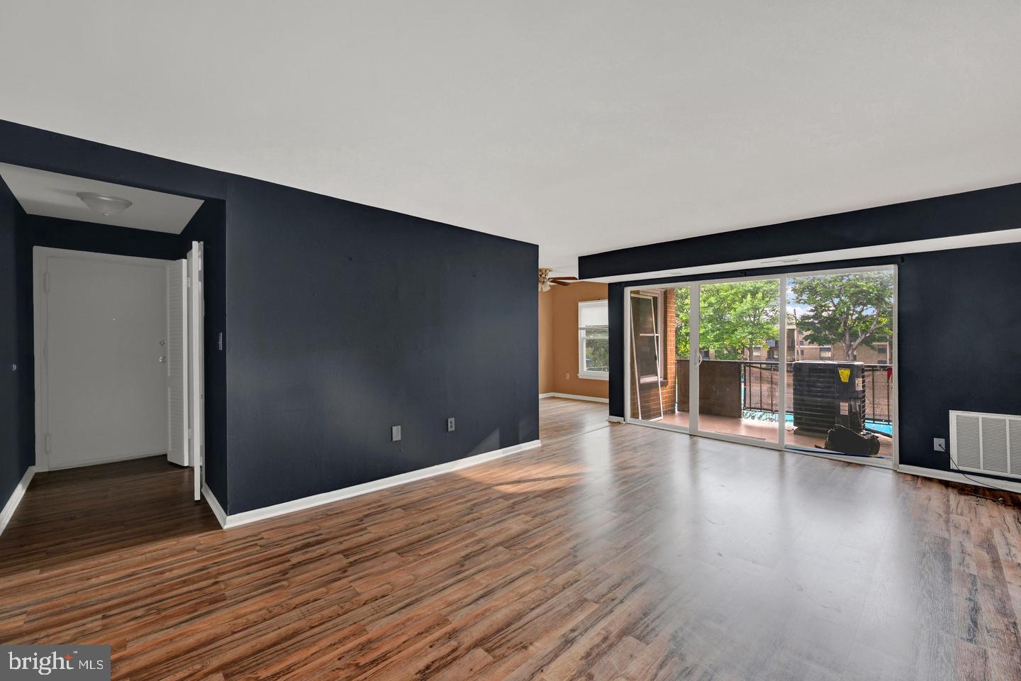 3841 Saint Barnabas #201 Property Photo 12