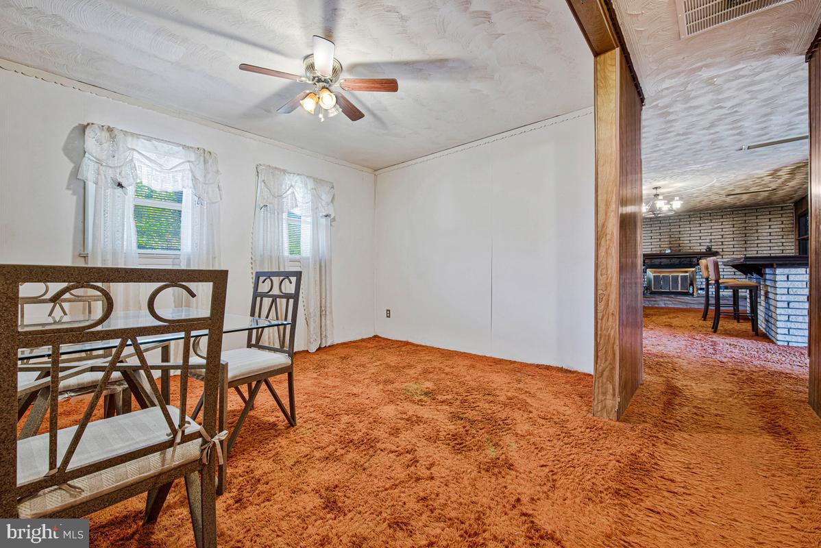 7105 Giddings Dr Property Photo 17
