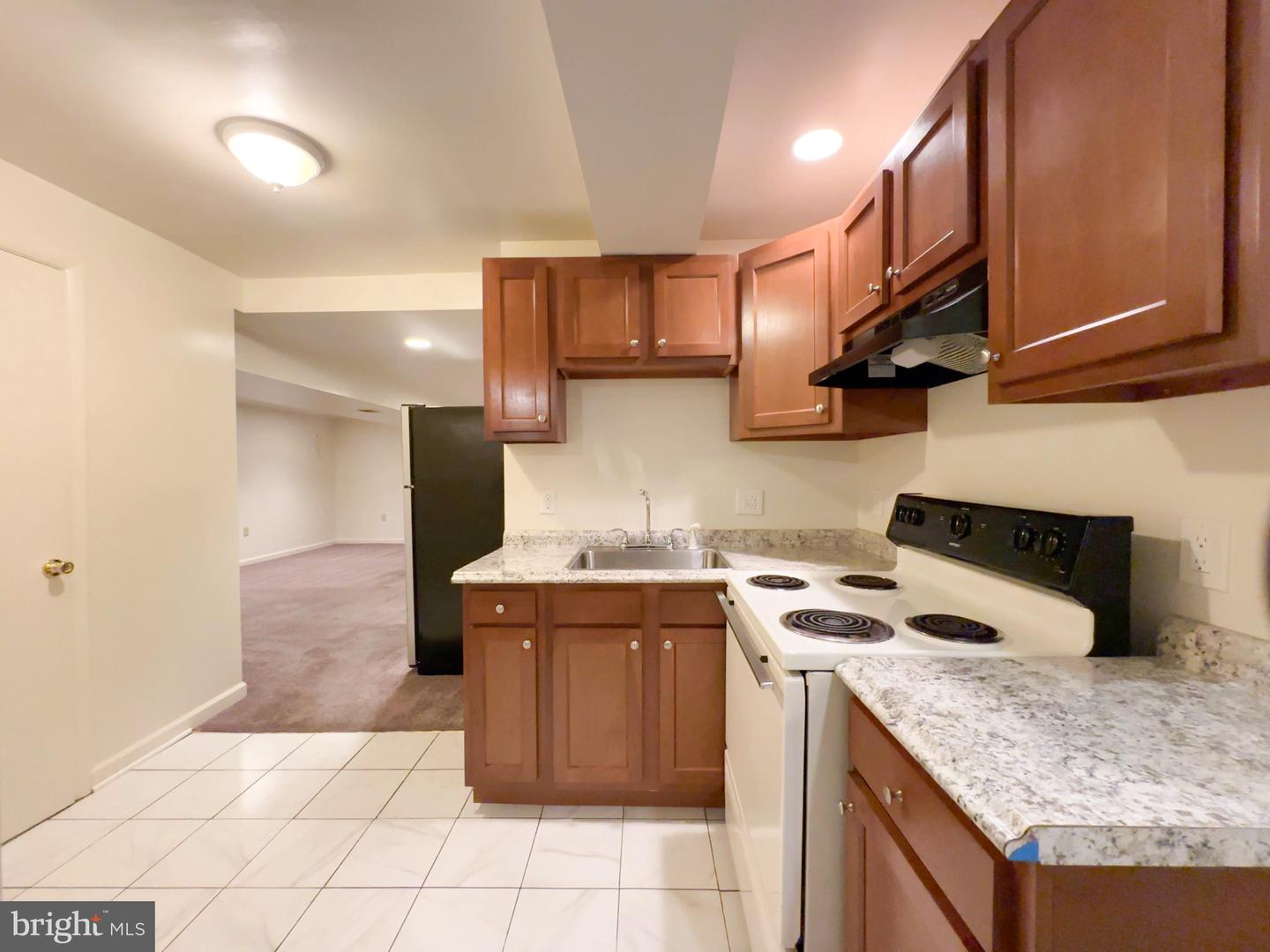 10508 Foxlake Dr Property Photo 4