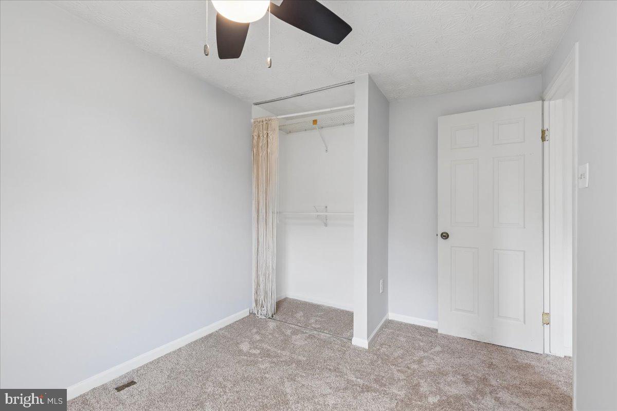 15412 N Oak Ct Property Photo 13
