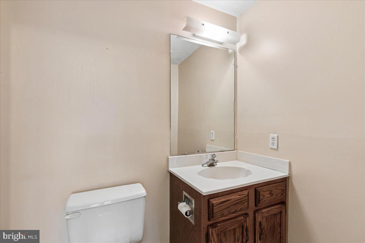 15412 N Oak Ct Property Photo 21