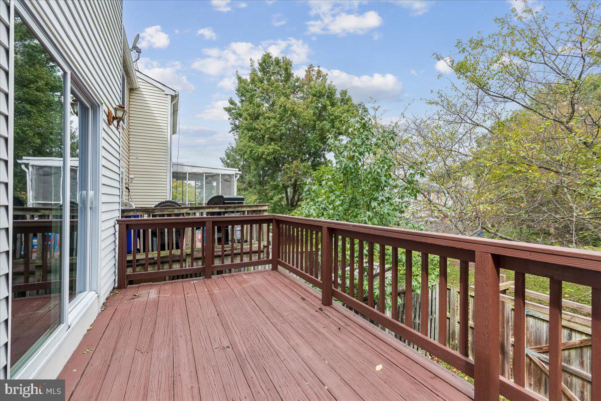 15412 N Oak Ct Property Photo 24