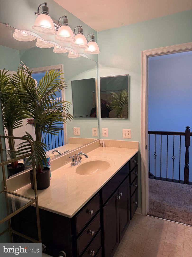 15100 Lord Howe Way Property Photo 38