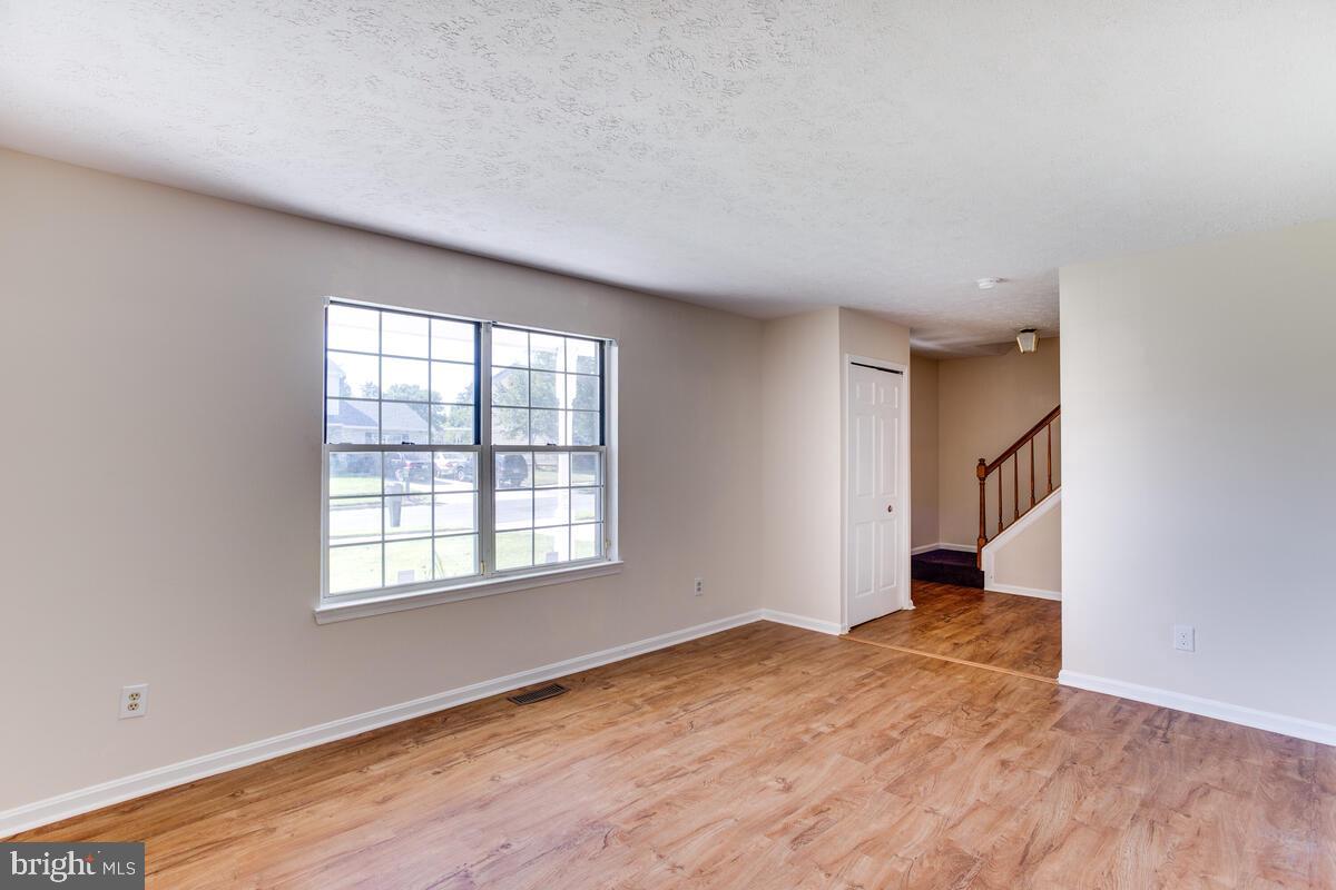 12725 Hillmeade Station Dr E Property Photo 5