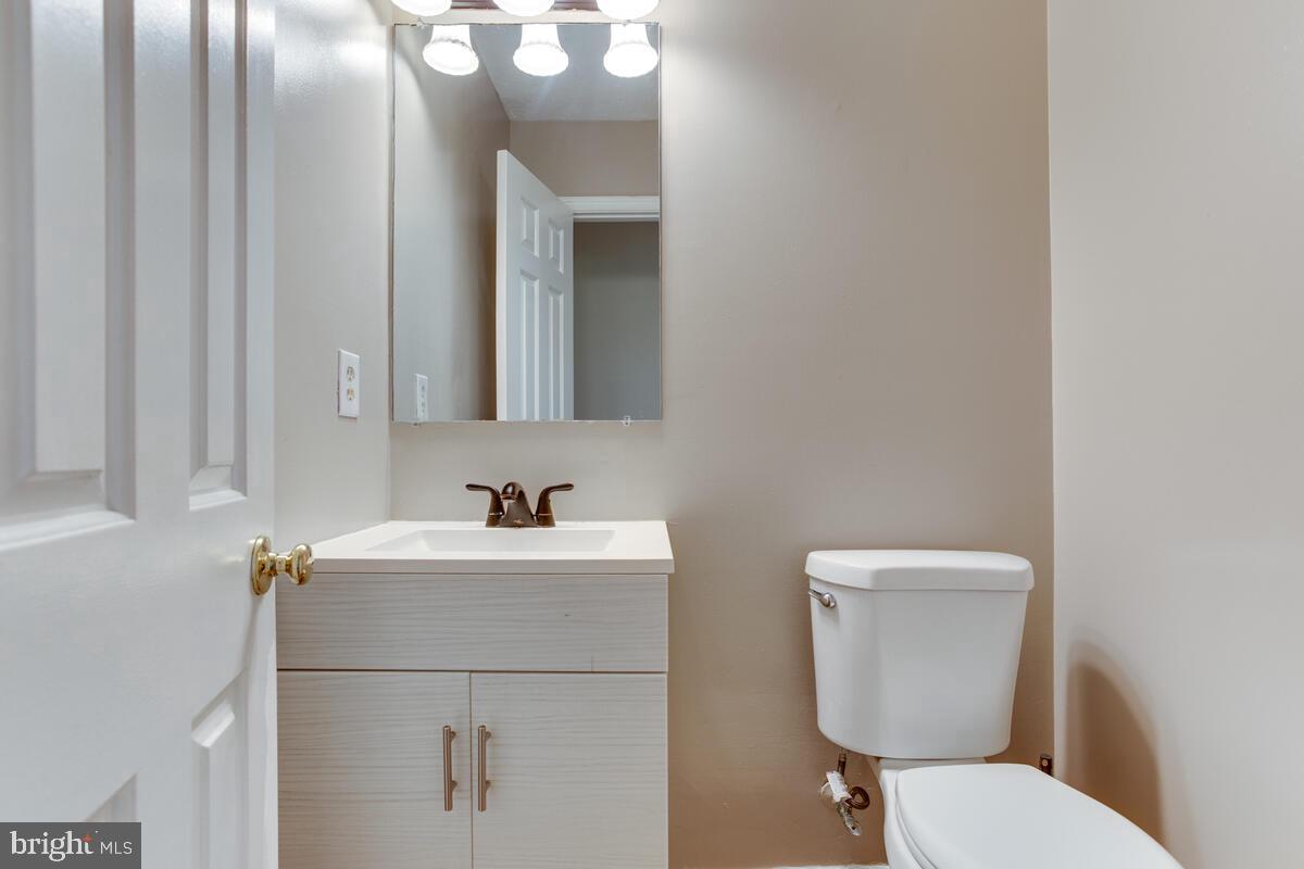 12725 Hillmeade Station Dr E Property Photo 17
