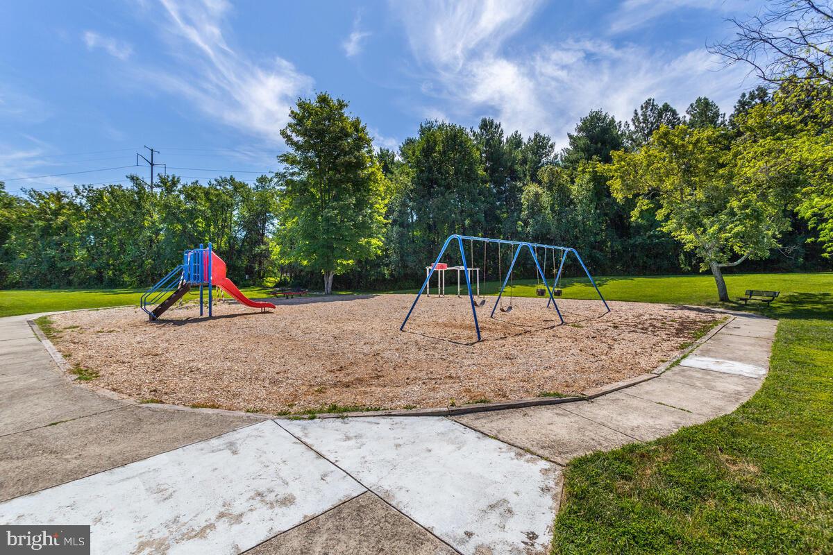 12725 Hillmeade Station Dr E Property Photo 44