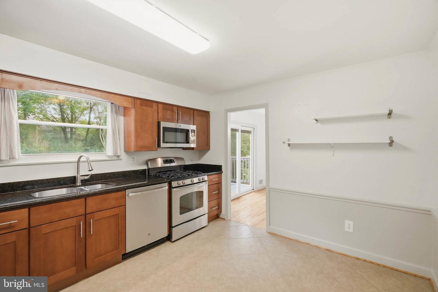 11809 Montague Dr Property Photo 12