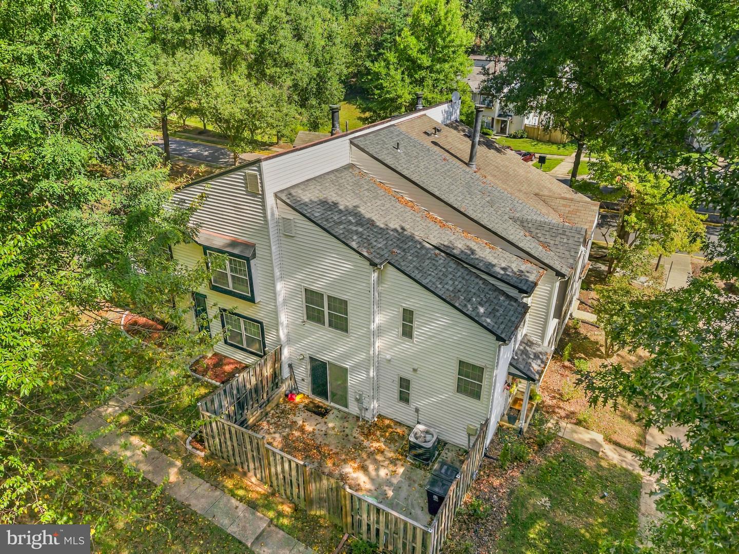 10407 Campus Way S Property Photo 27