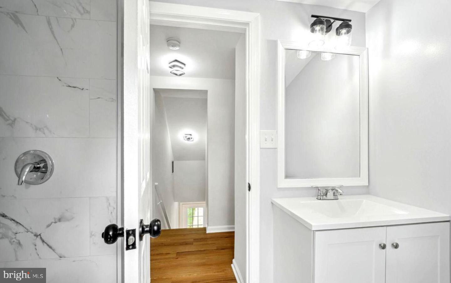 6809 Lou Ln Property Photo 26
