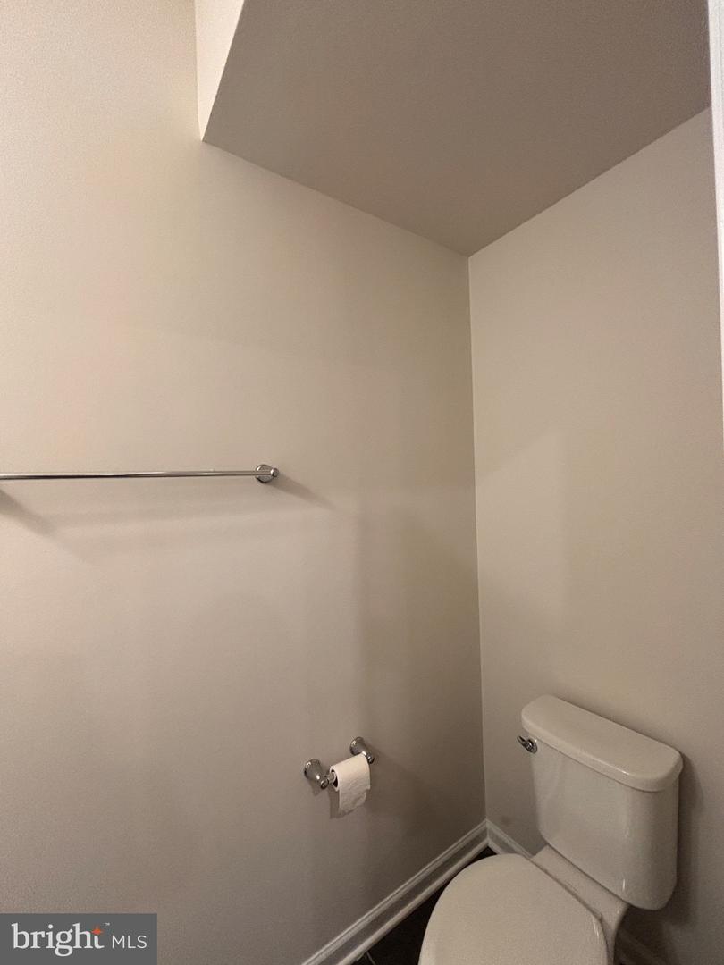 4826 Vista Glen Ln Property Photo 32