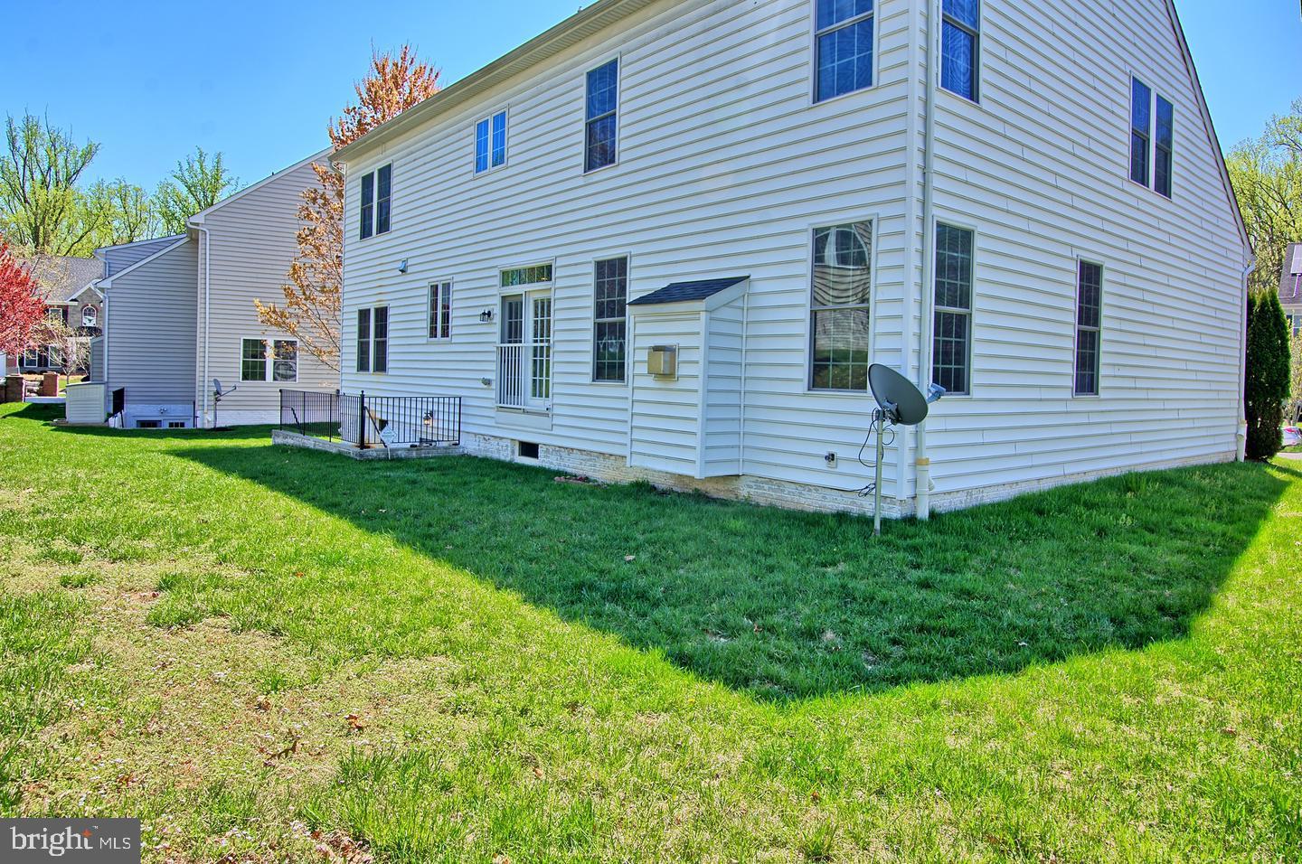 6804 Diploma Dr Property Photo 24