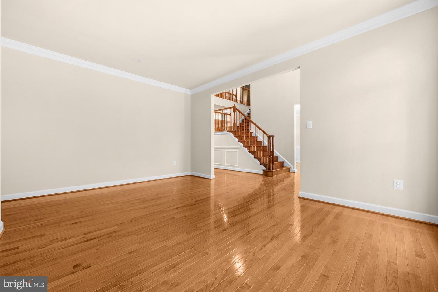 12334 Lanham Severn Rd Property Photo 7