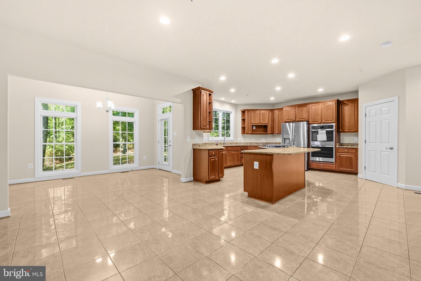 12334 Lanham Severn Rd Property Photo 13