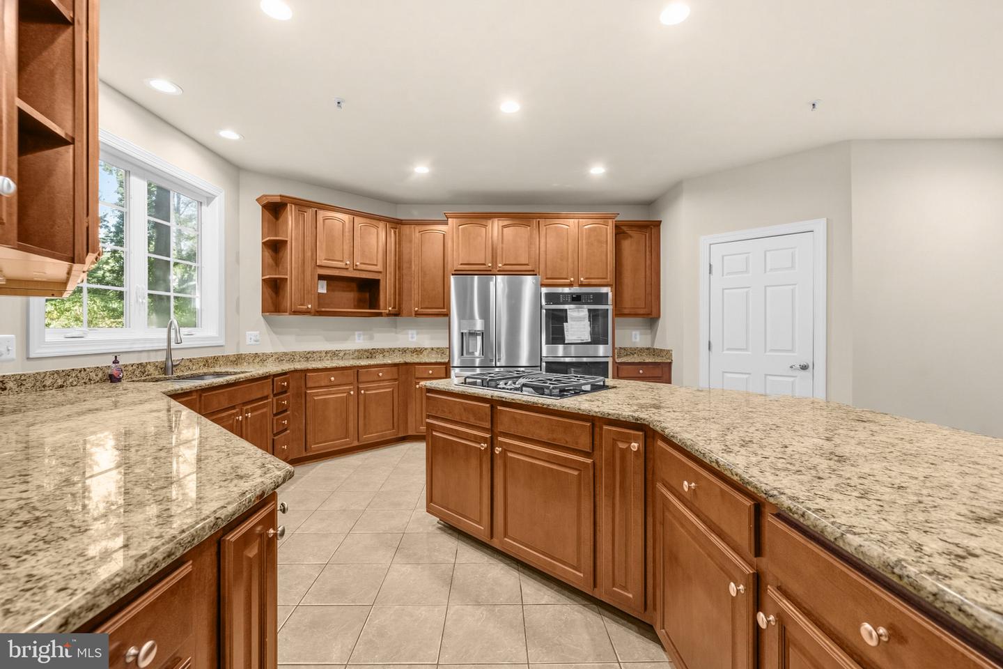 12334 Lanham Severn Rd Property Photo 18