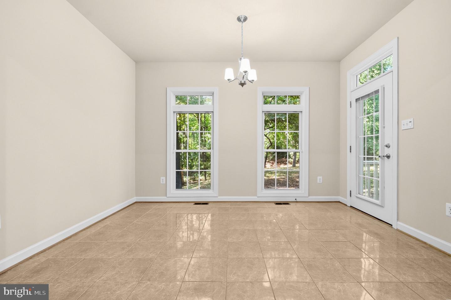 12334 Lanham Severn Rd Property Photo 19