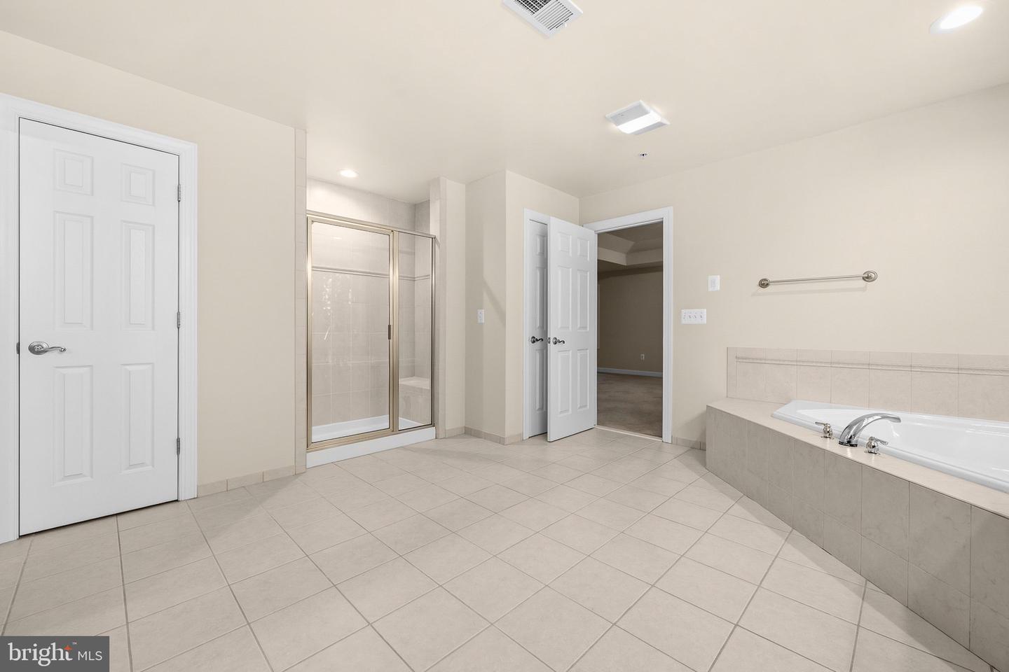 12334 Lanham Severn Rd Property Photo 33