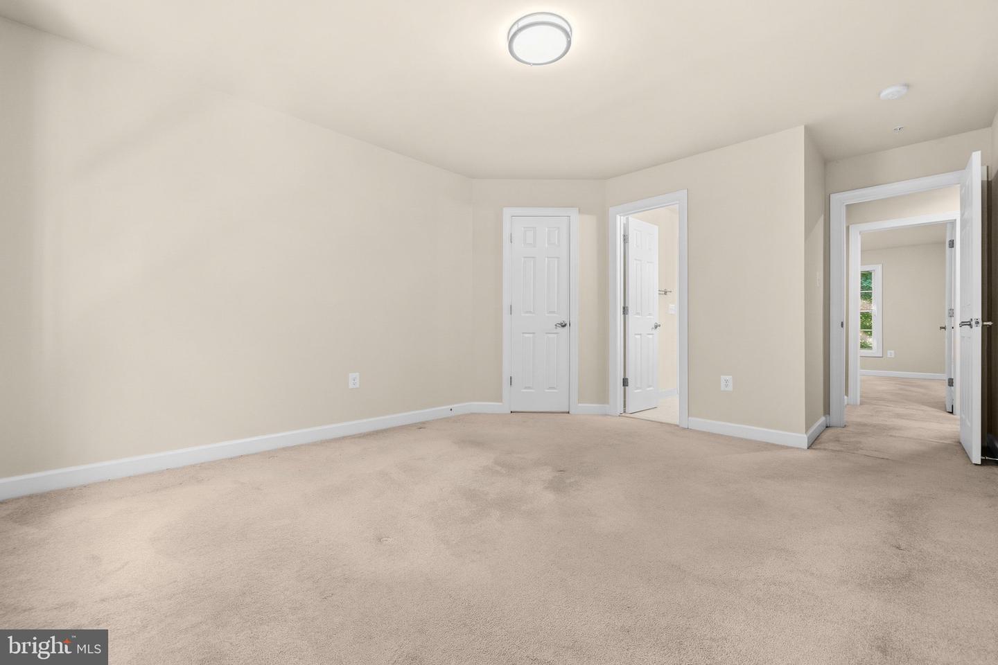 12334 Lanham Severn Rd Property Photo 38