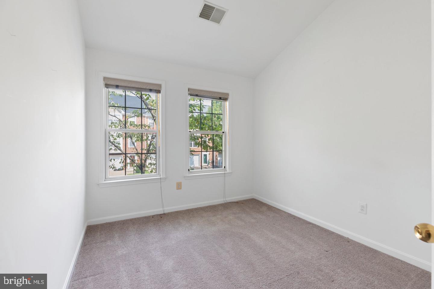 10209 Balsam Poplar Pl Property Photo 22