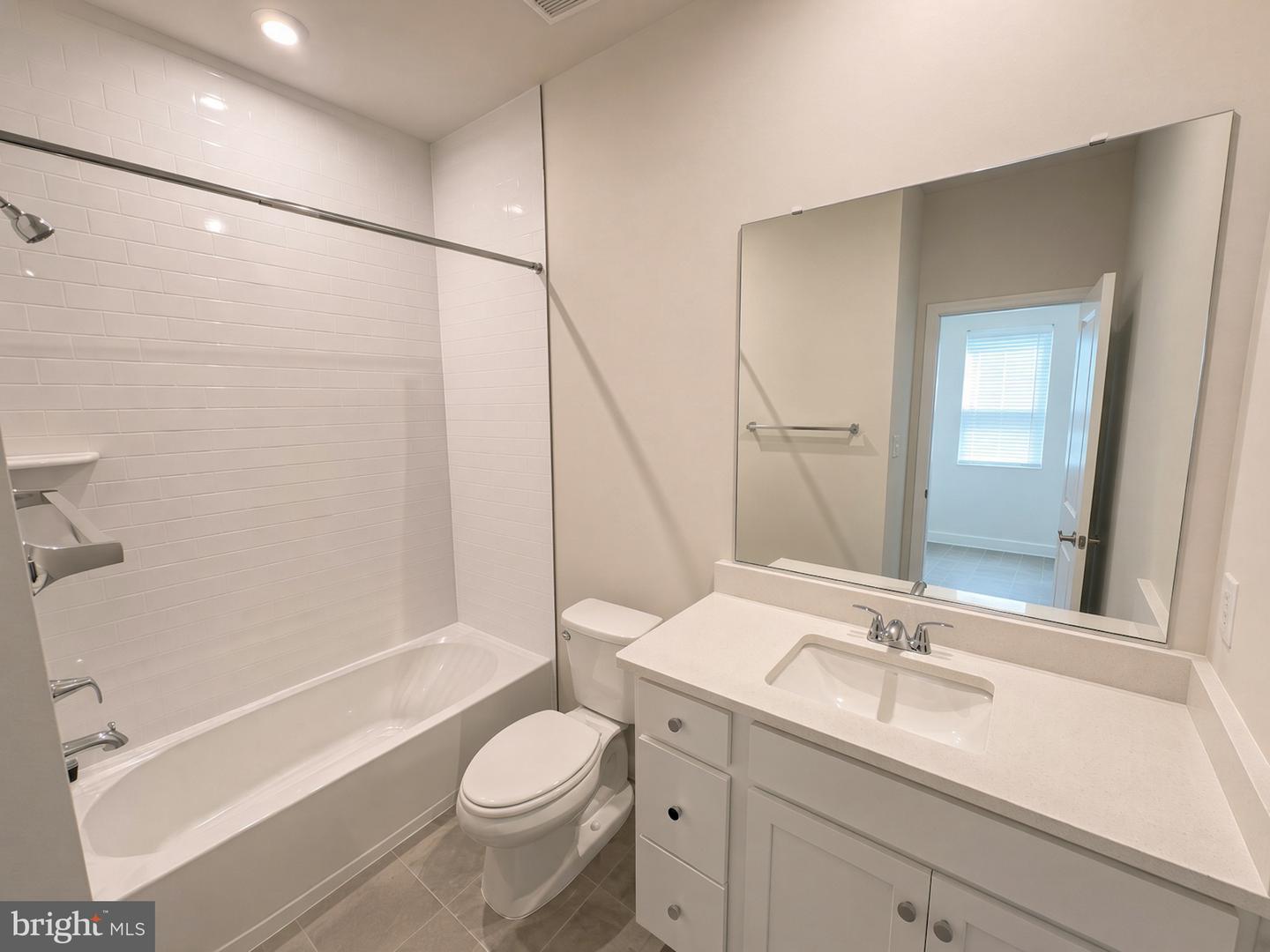 7012 Gladebrook Rd Property Photo 31