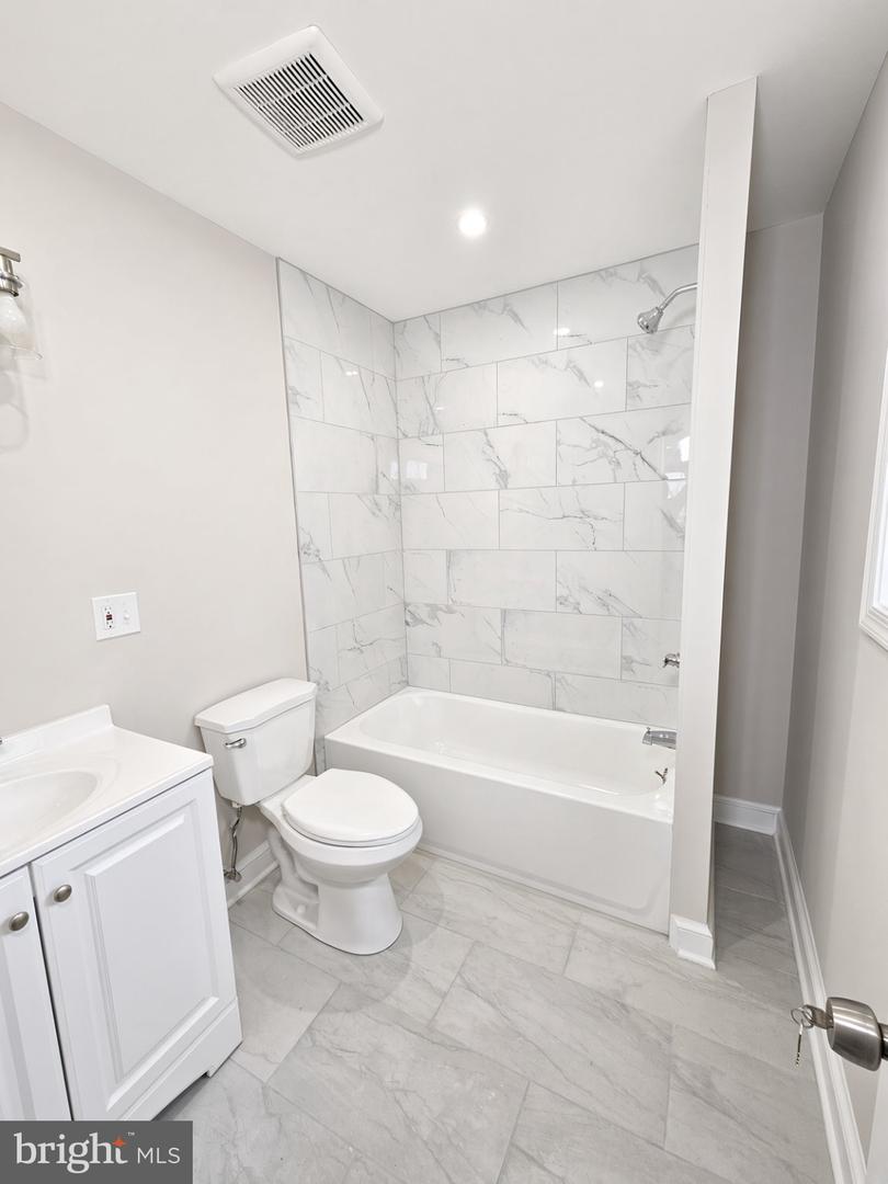 4904 Shopton Dr Property Photo 35