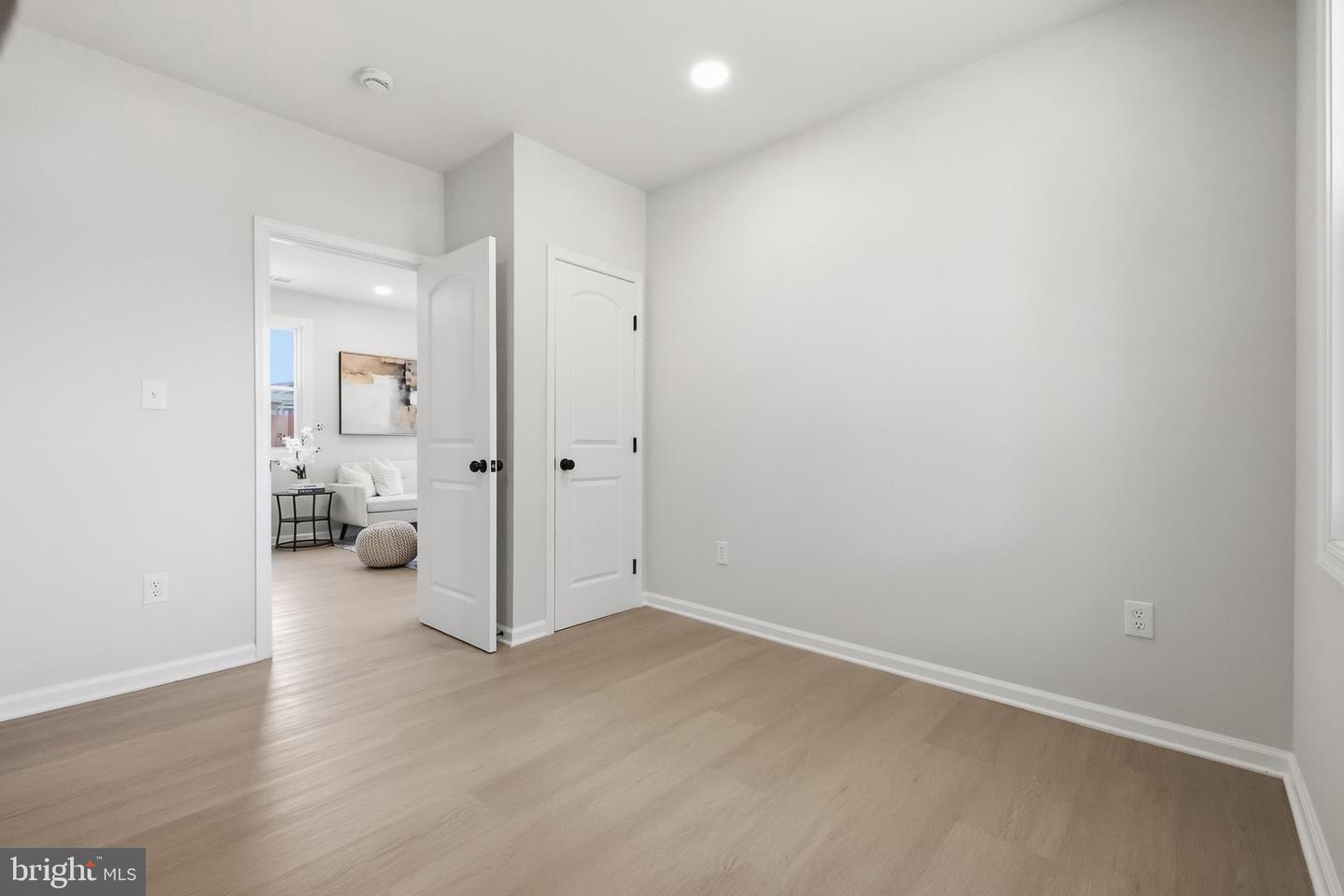 805 West St Property Photo 18