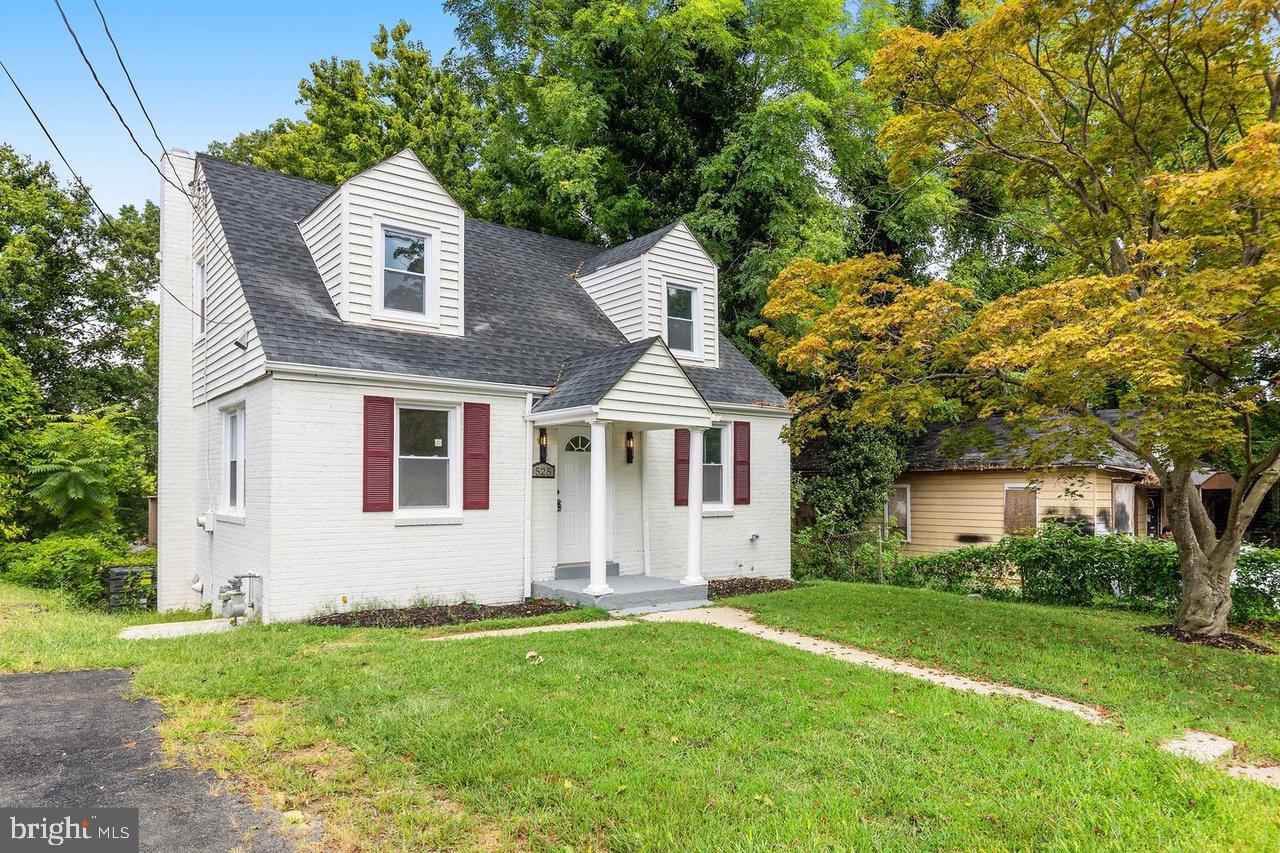 525 OPUS AVE Property Photo 1