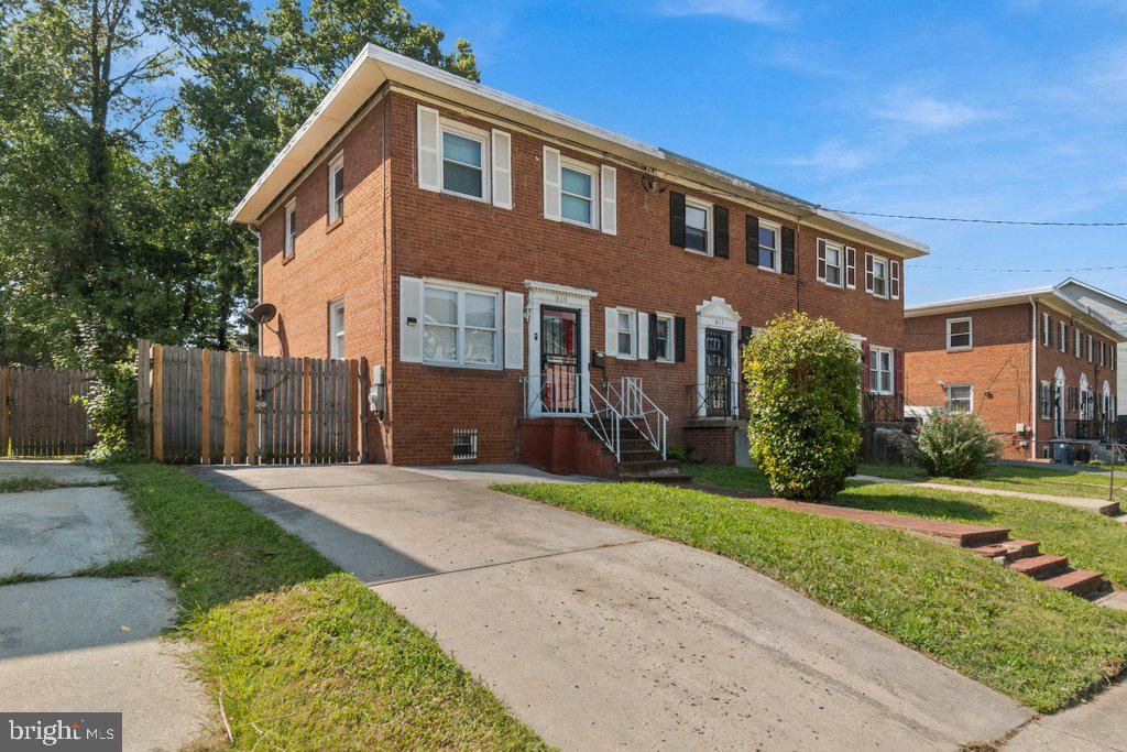 819 Maury Ave Property Photo 3