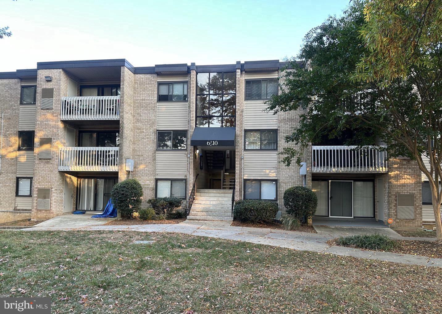 6310 HIL MAR DR #1 Property Photo 1