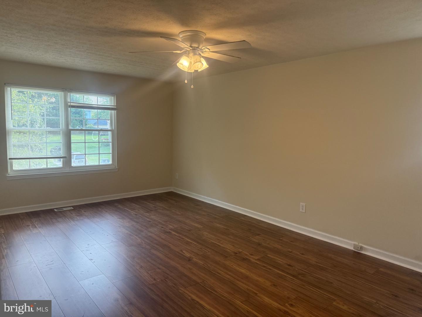 6812 Irene Ct Property Photo 6