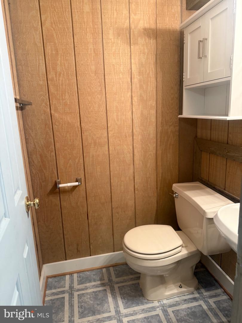 6812 Irene Ct Property Photo 40