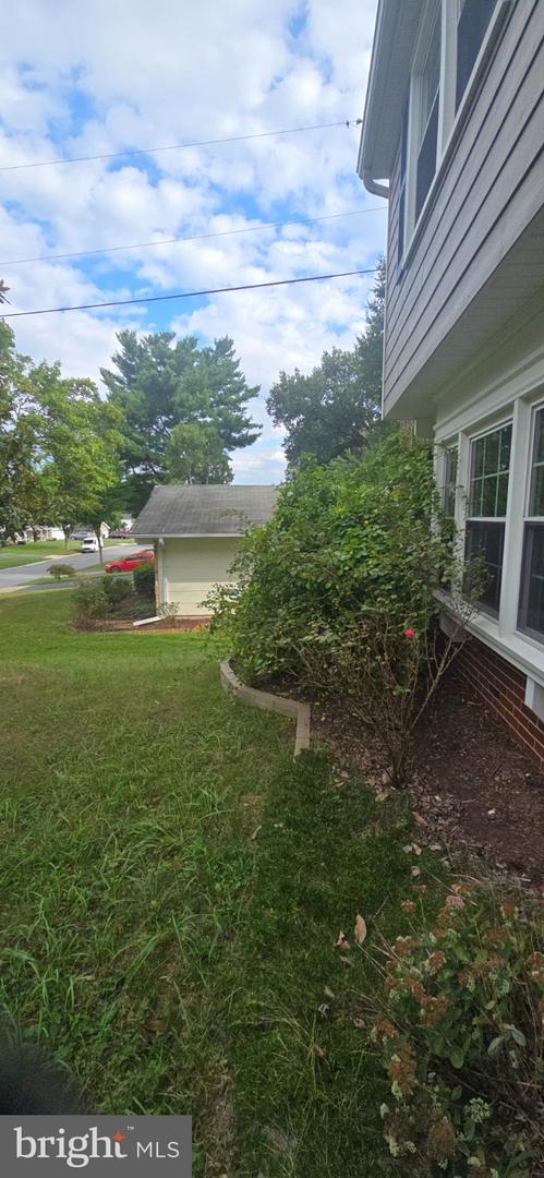 4010 William Ln Property Photo 2