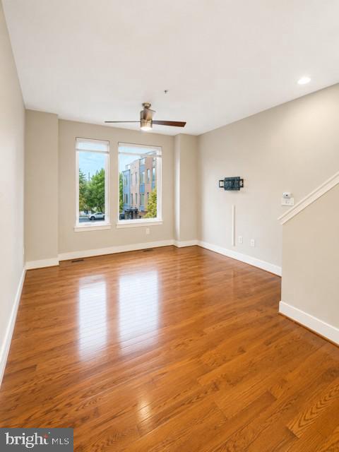 5644 46th Pl Property Photo 13