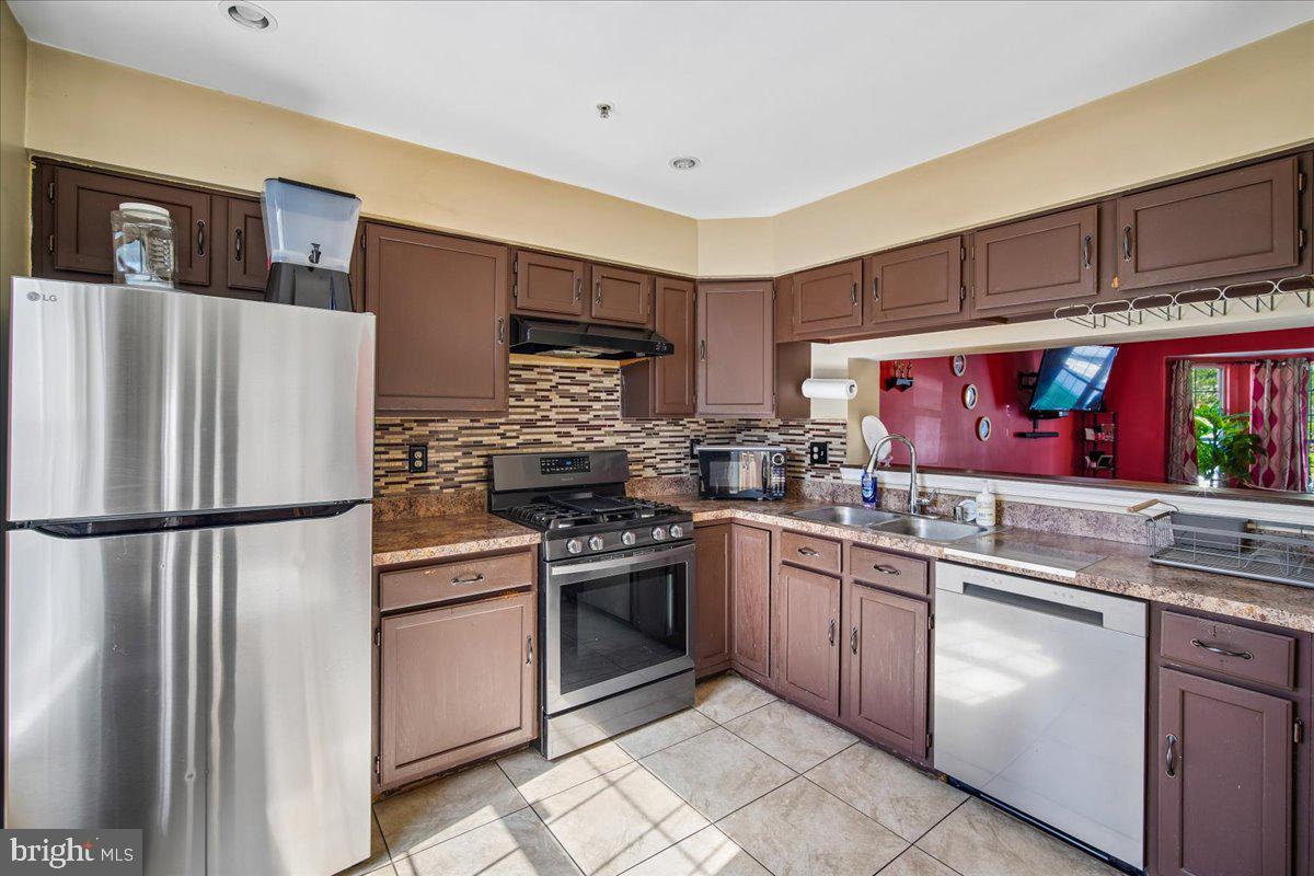 5312 Stoney Meadow Dr Property Photo 11
