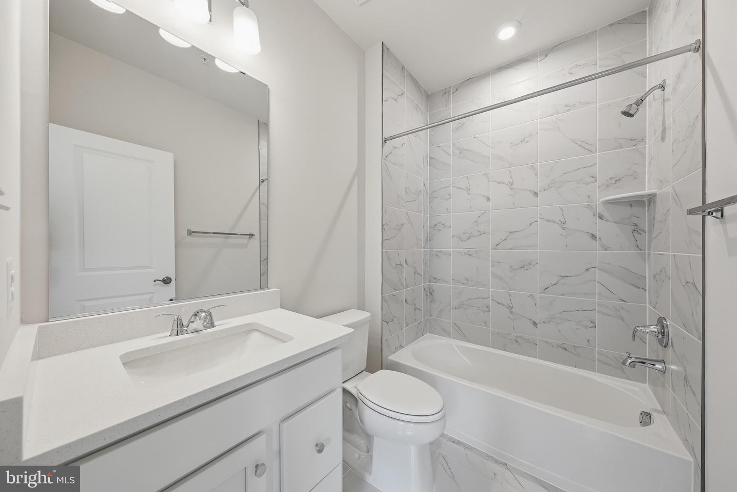 12602 Canopy Ave Property Photo 16