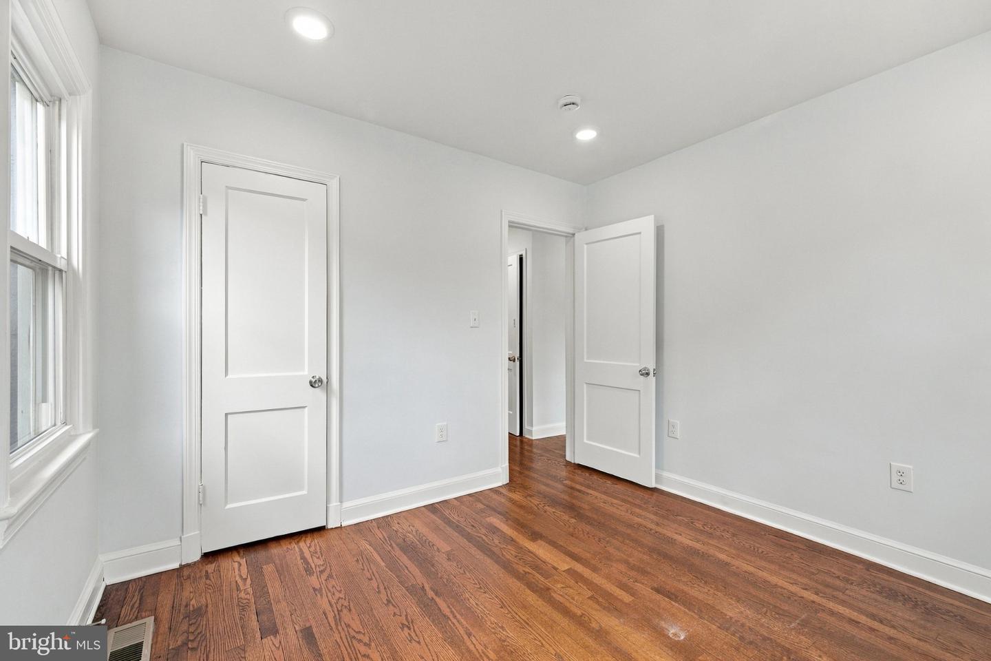 9405 Rhode Island Ave Property Photo 9
